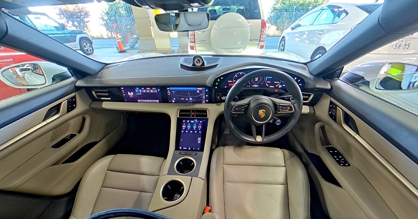 Interior view 3